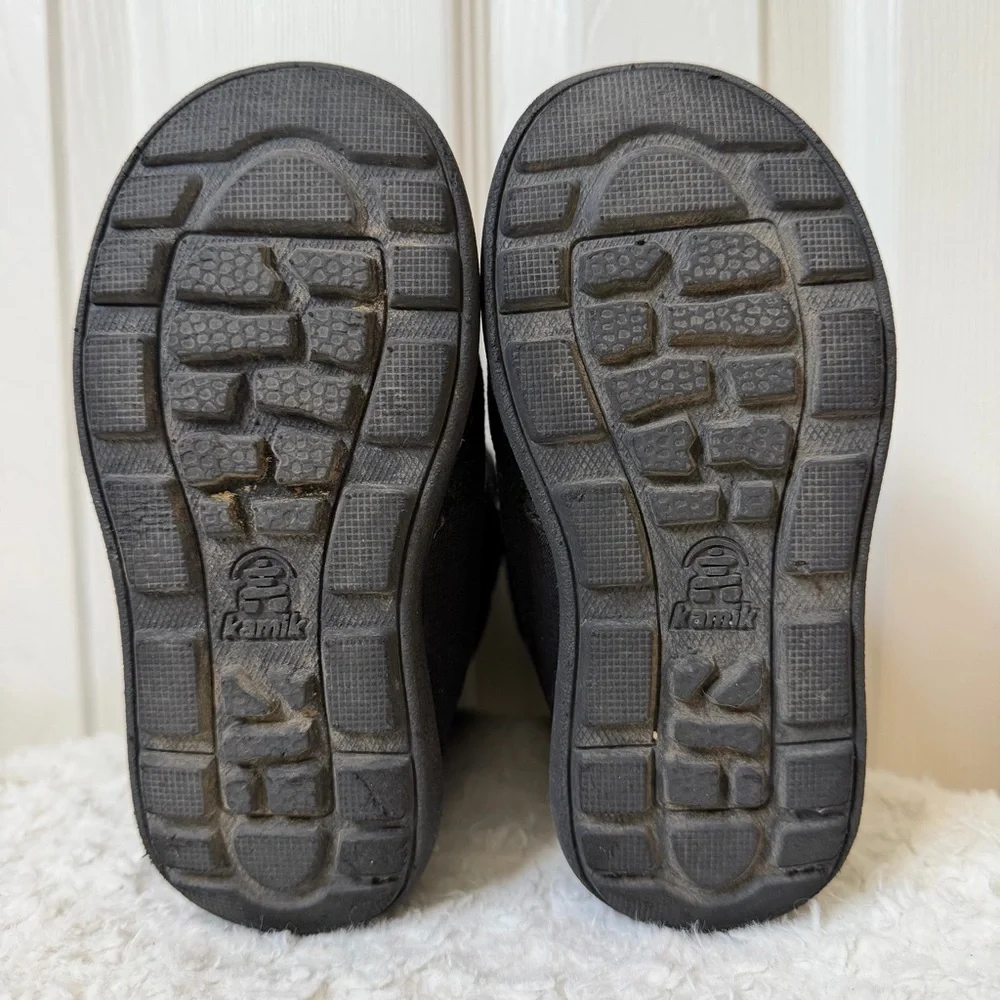 Kamik Kids' Black And Gray Waterproof Snow Boots With Warm Lining Boys Size 9